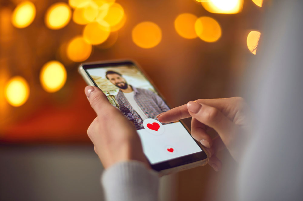 Top 4 dating apps in India this year