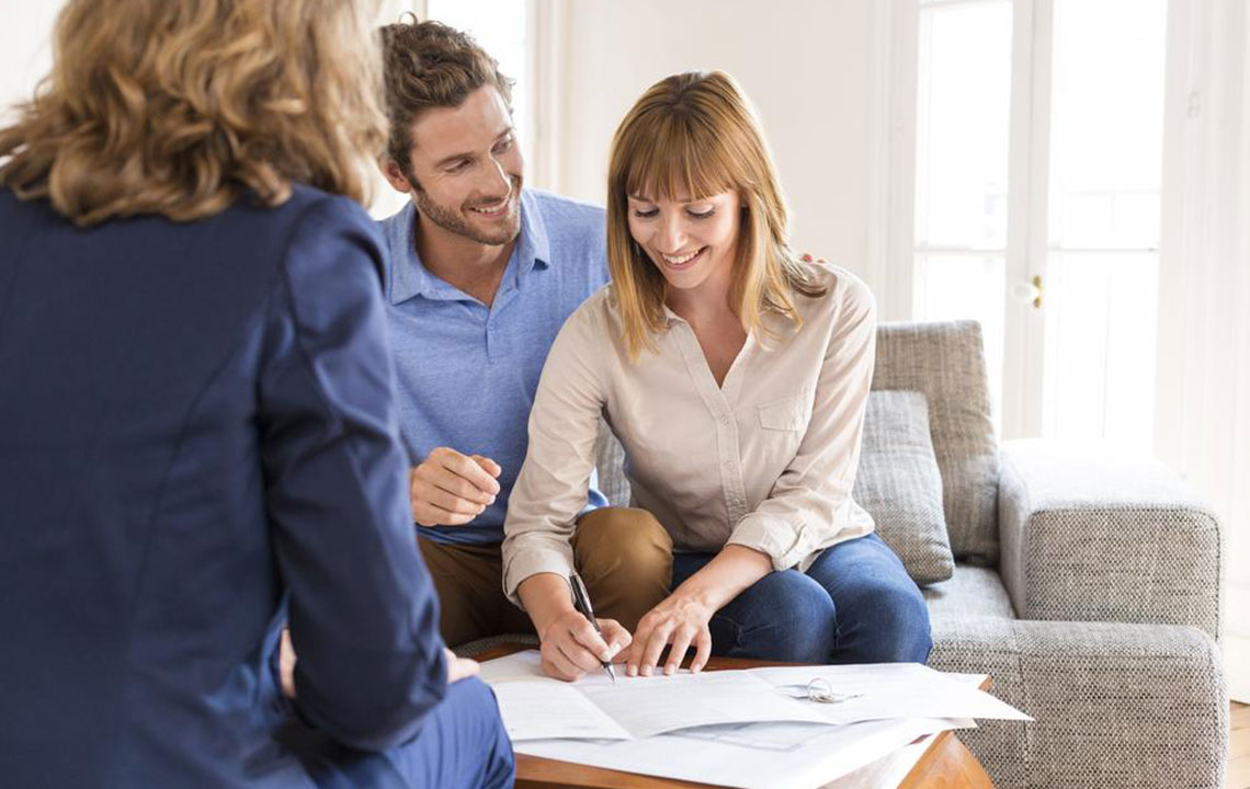 3 things that a first time home buyer should never do