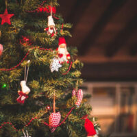 5 beautiful themes and decoration items for your Christmas tree