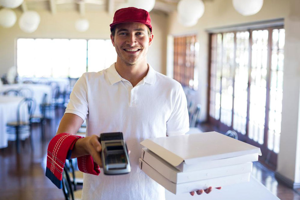 5 simple tricks to improve your pizza delivery services