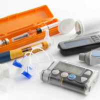 Here are a few pros and cons of using an insulin pump