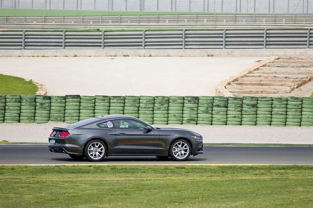 New Chevrolet Camaro &#8211; Performance, Cost, and Key Features