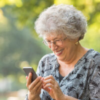 4 Questions To Ask Before Buying Jitterbug Phones For Seniors