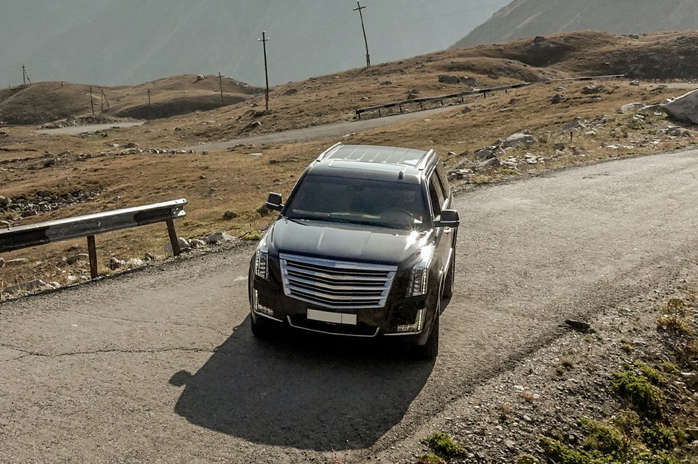 Explore the Exciting Features of the Cadillac Escalade ESV