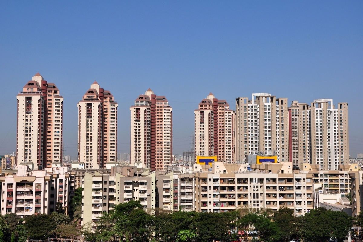 Explore Luxurious Living: Flats in BKC